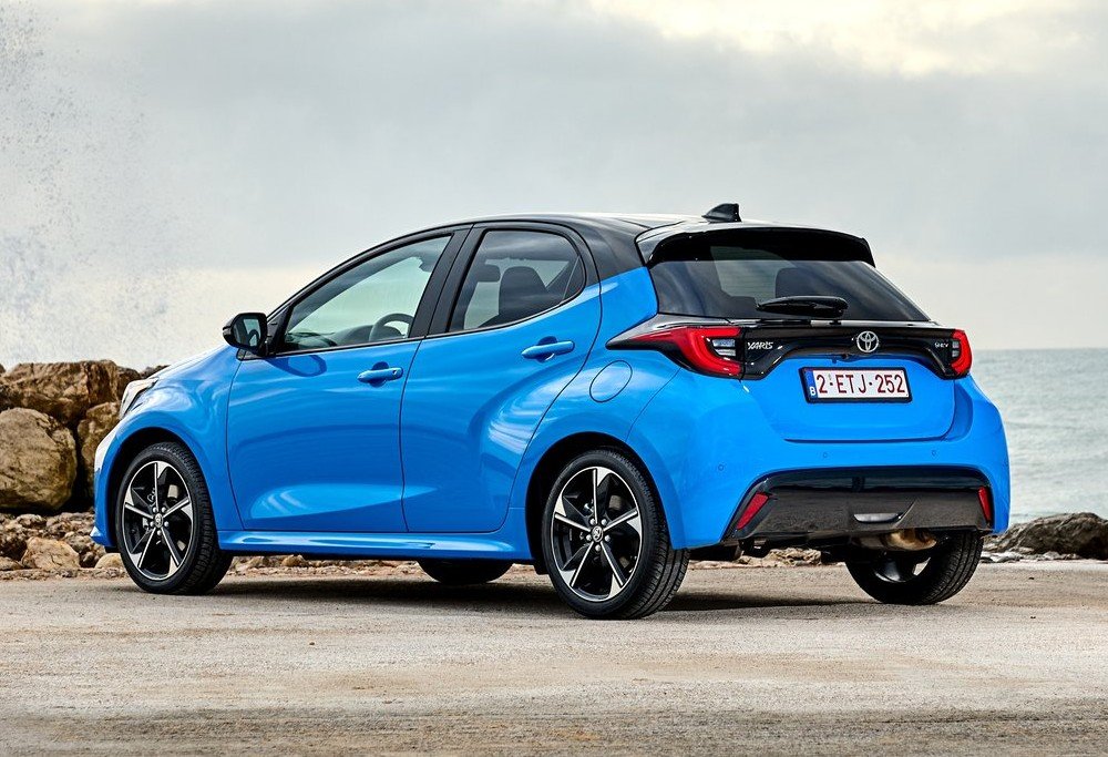 City car compatta per noleggio lungo termine